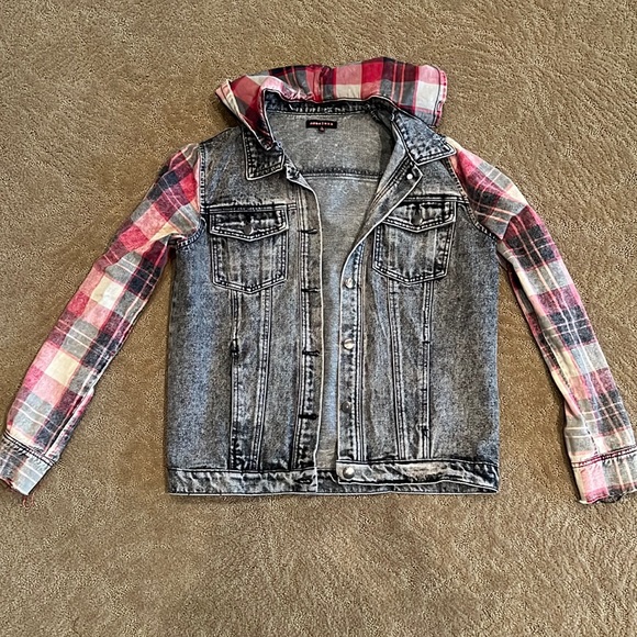 nike jacket plaid hood